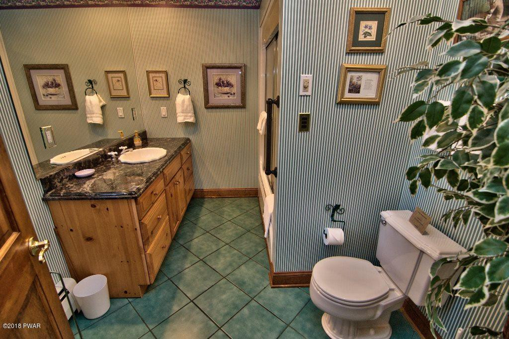 39 Boulder Point Road Lakeville, PA 18438 - Photo 26 of 44 Bedroom 4 Bath View 2