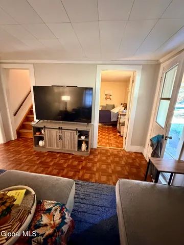 $239,000 | 170 Old Niskayuna Road, Colonie, NY 12110