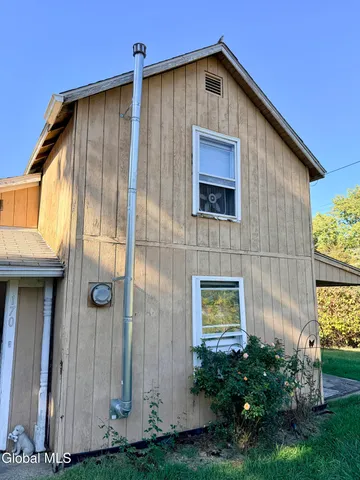 $239,000 | 170 Old Niskayuna Road, Colonie, NY 12110