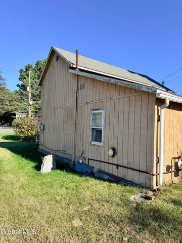 $239,000 | 170 Old Niskayuna Road, Colonie, NY 12110