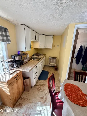 $239,000 | 170 Old Niskayuna Road, Colonie, NY 12110