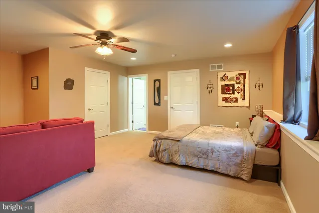 $474,900 | 4914 Killington Drive, Harrisburg, PA 17112