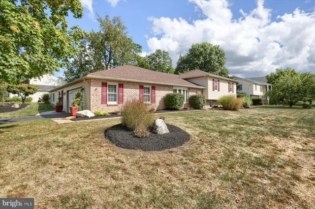 $474,900 | 4914 Killington Drive, Harrisburg, PA 17112