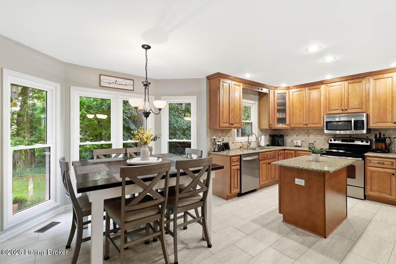1410 Autumn Ridge Road Louisville, KY 40242 - Photo 19 of 67 1410 Autumn Ridge Rd - 20