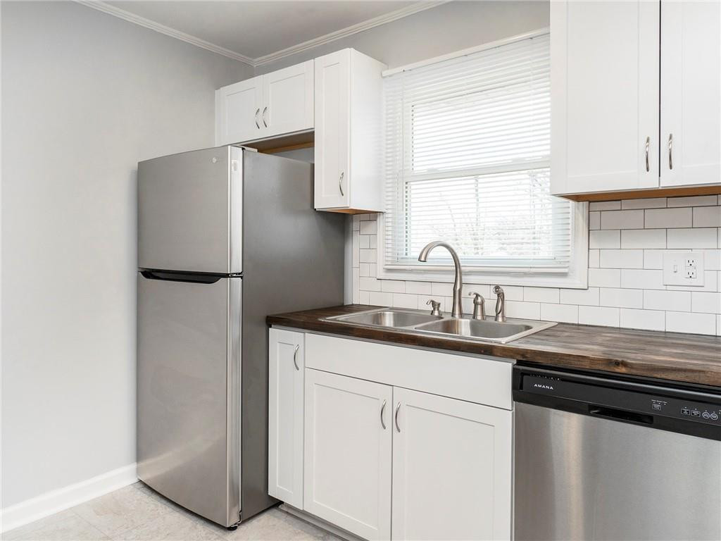 803 Sycamore Road Graham, NC 27253 - Photo 10 of 28 Gallery Image 10