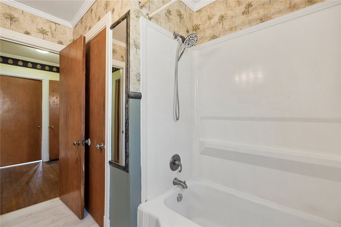 310 River Street Belton, SC 29627 - Photo 27 of 50 Primary Bathroom - Suite