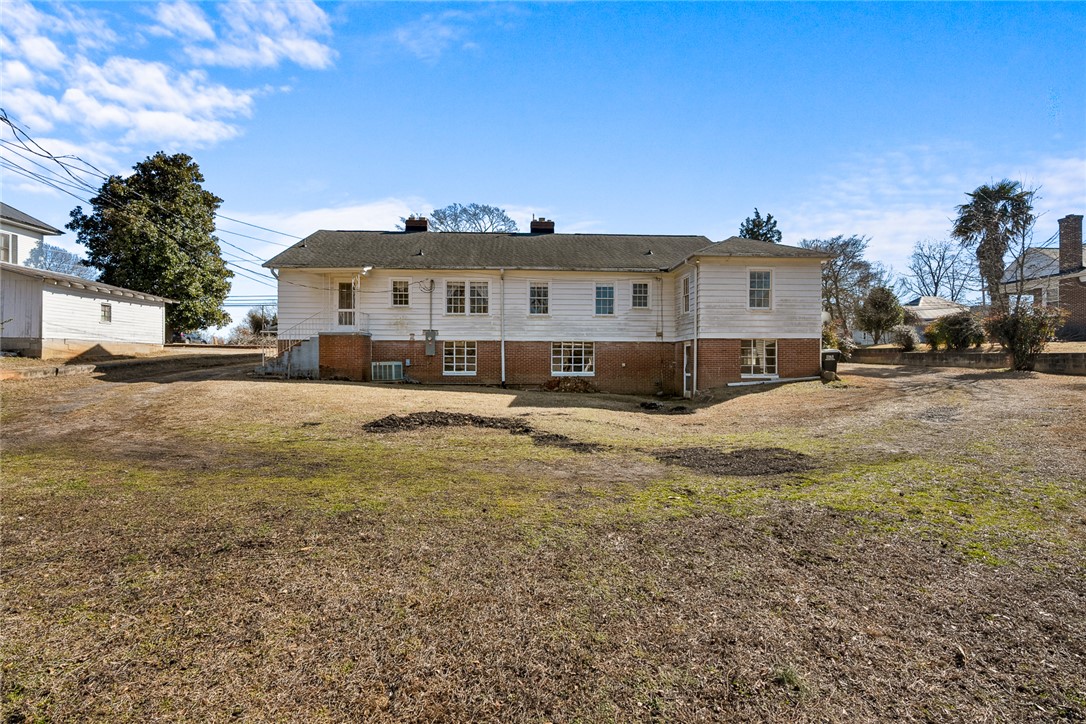 310 River Street Belton, SC 29627 - Photo 39 of 50 Back Elevation