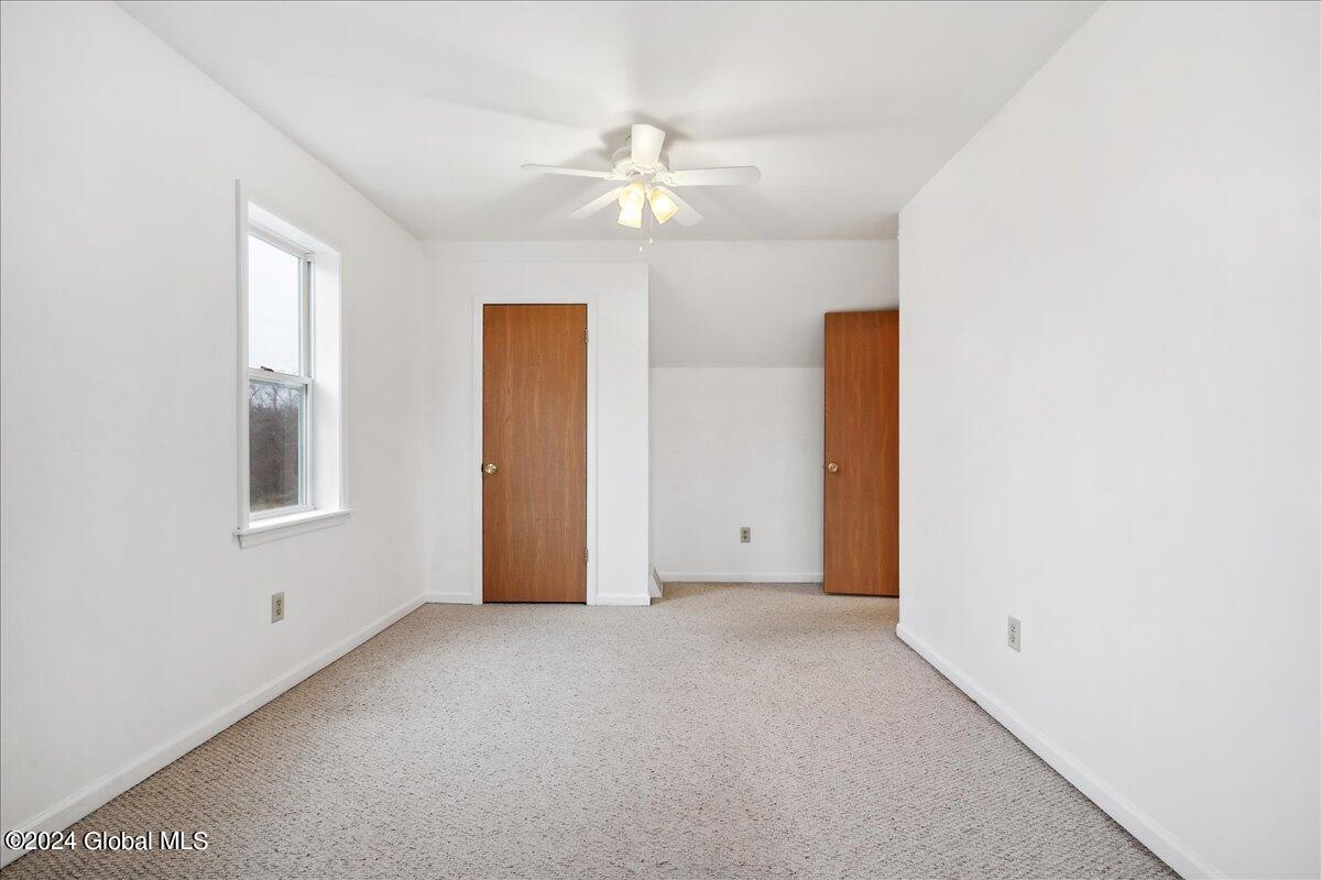 23 Trinity Place Bethlehem, NY 12158 - Photo 29 of 47 39-23 Trinity (39 of 41)