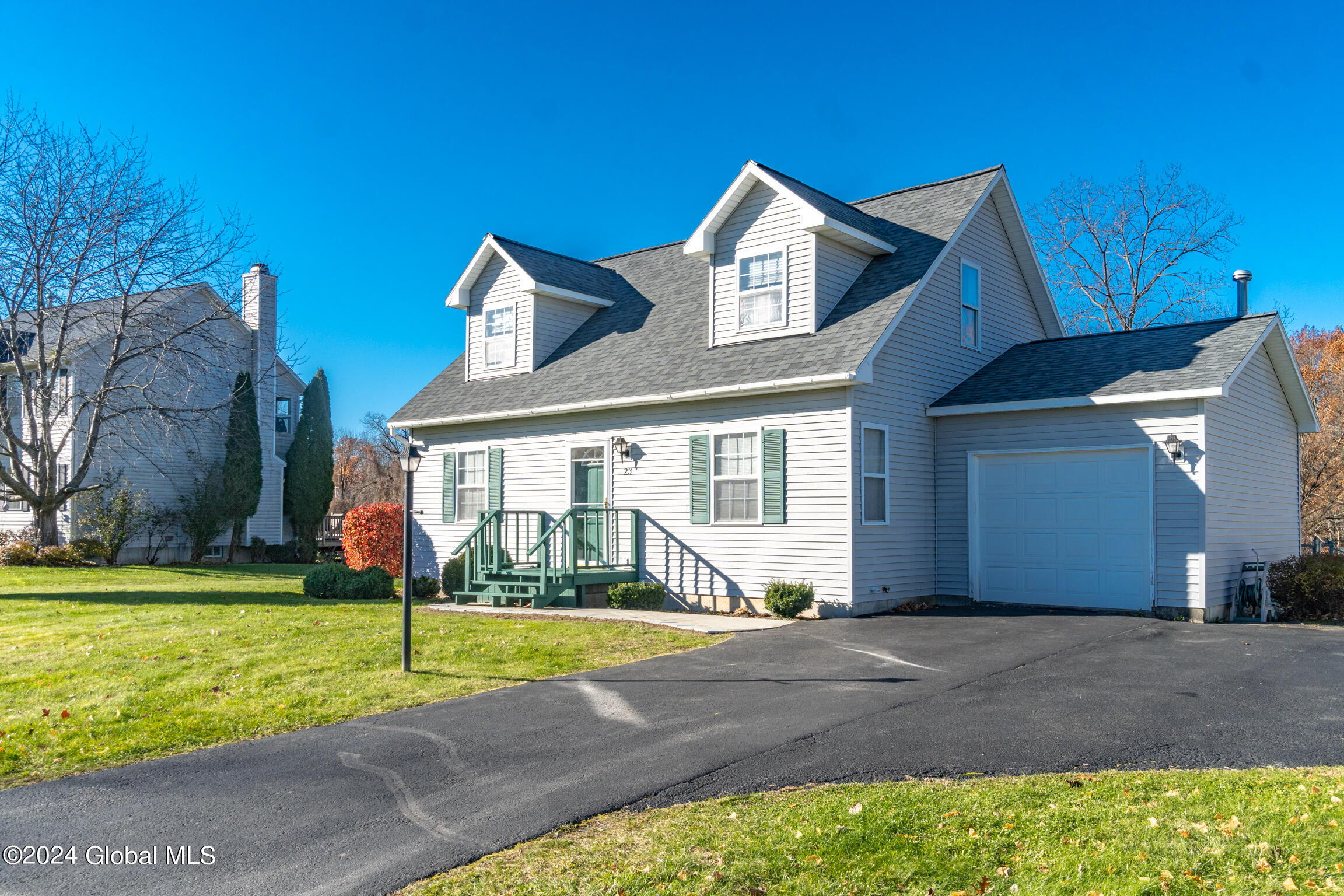 23 Trinity Place Bethlehem, NY 12158 - Photo 45 of 47 23 Trinity Pl-2