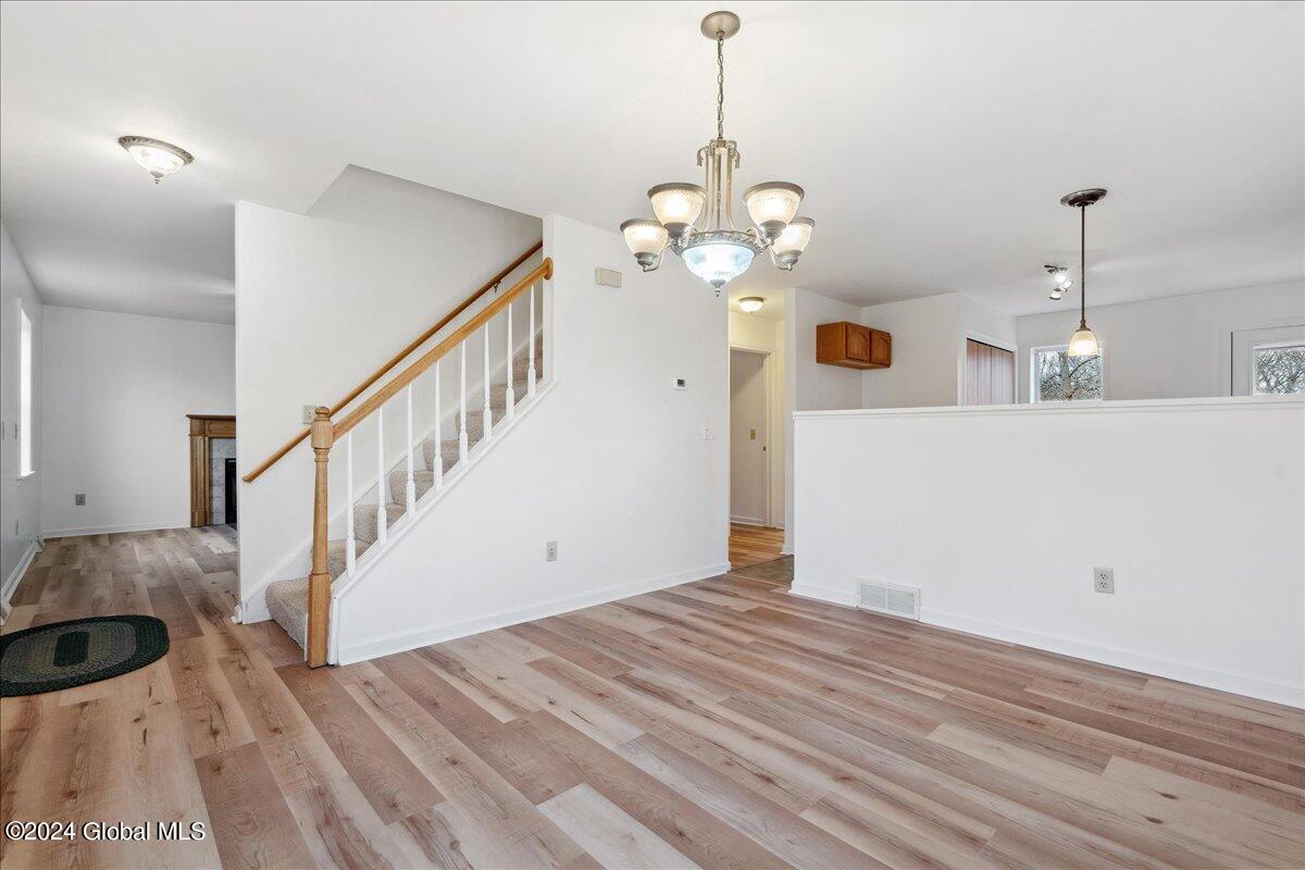 23 Trinity Place Bethlehem, NY 12158 - Photo 9 of 47 20-23 Trinity (20 of 41)