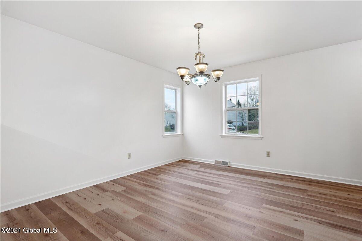 23 Trinity Place Bethlehem, NY 12158 - Photo 10 of 47 21-23 Trinity (21 of 41)