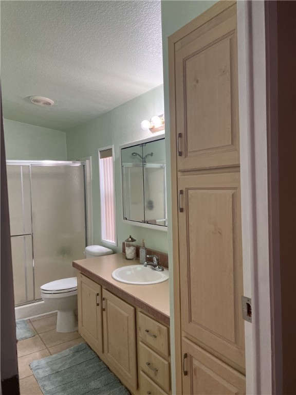 2350 Adobe Road Road, Unit 60 Bullhead City, AZ 86442 - Photo 17 of 28 Bathroom