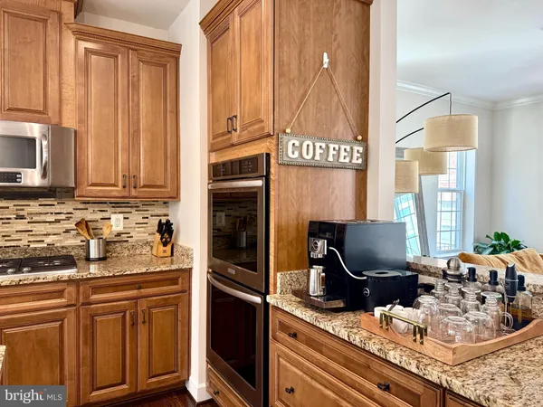 $870,000 | 4090 Glendale Way, Fairfax, VA 22030