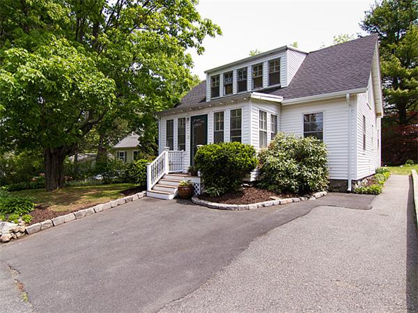 28 Estabrook Road Lexington, MA 02421 - Photo 1 of 17