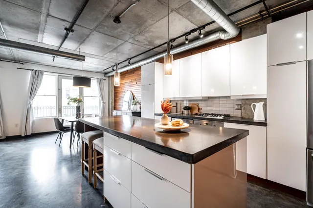 $345,000 | 102 North Water Street, Unit 212, Milwaukee, WI 53202