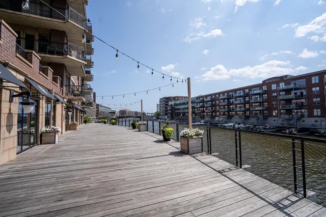 $345,000 | 102 North Water Street, Unit 212, Milwaukee, WI 53202