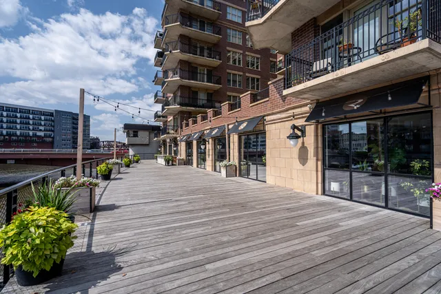 $345,000 | 102 North Water Street, Unit 212, Milwaukee, WI 53202