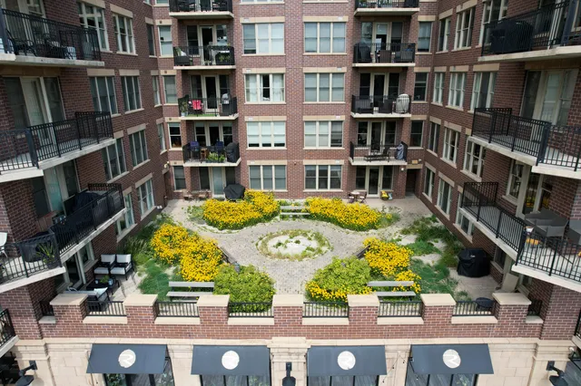 $345,000 | 102 North Water Street, Unit 212, Milwaukee, WI 53202