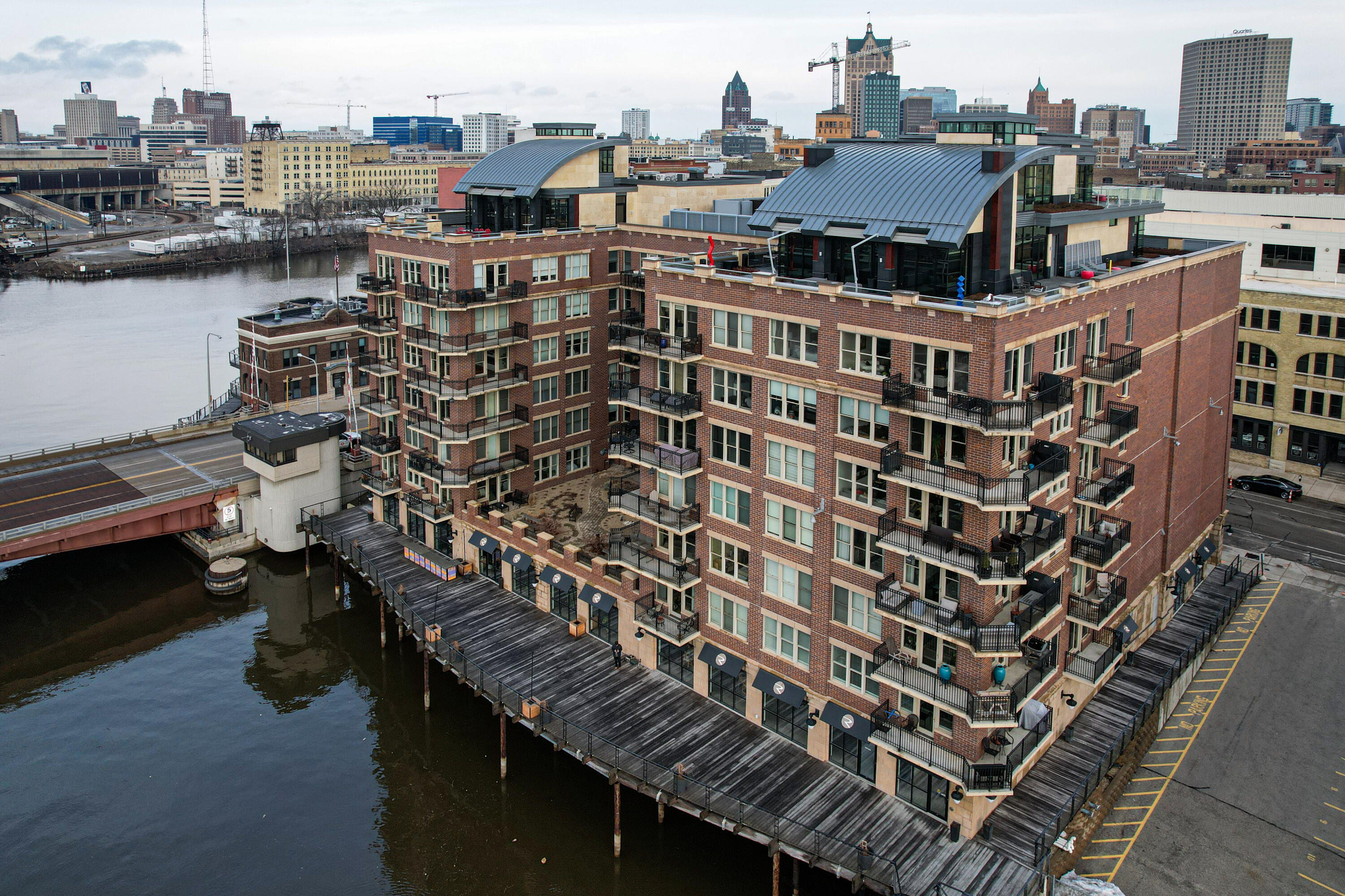 102 North Water Street, Unit 212 Milwaukee, WI 53202 - Photo 37 of 44 Exterior of Building