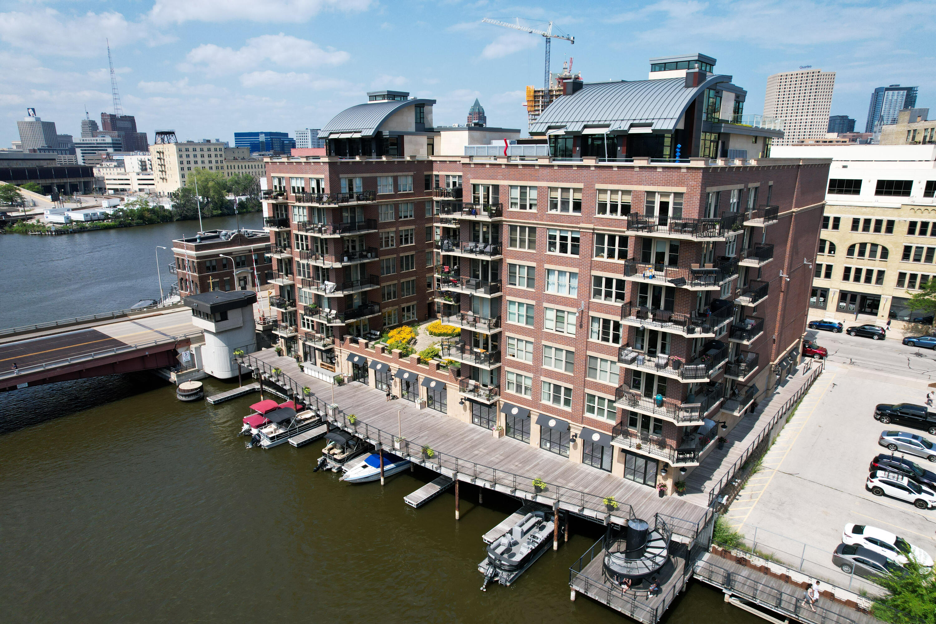 102 North Water Street, Unit 212 Milwaukee, WI 53202 - Photo 40 of 44 Exterior of Building