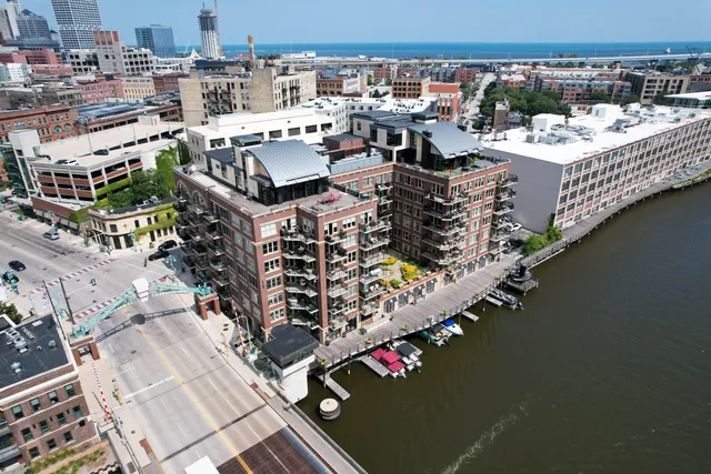 $345,000 | 102 North Water Street, Unit 212, Milwaukee, WI 53202