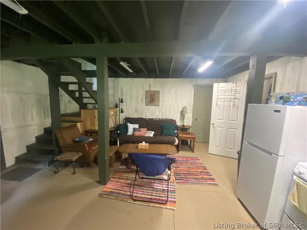 $180,000 | 6024 Little Patoka Road, Taswell, IN 47175