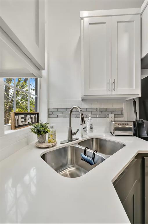 2024 Edna Avenue Waco, TX 76708 - Photo 8 of 16