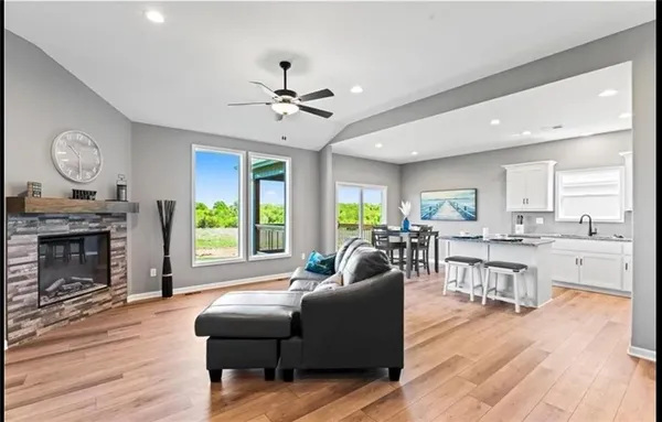 $394,900 | 511 South Callie Road, Bates City, MO 64011