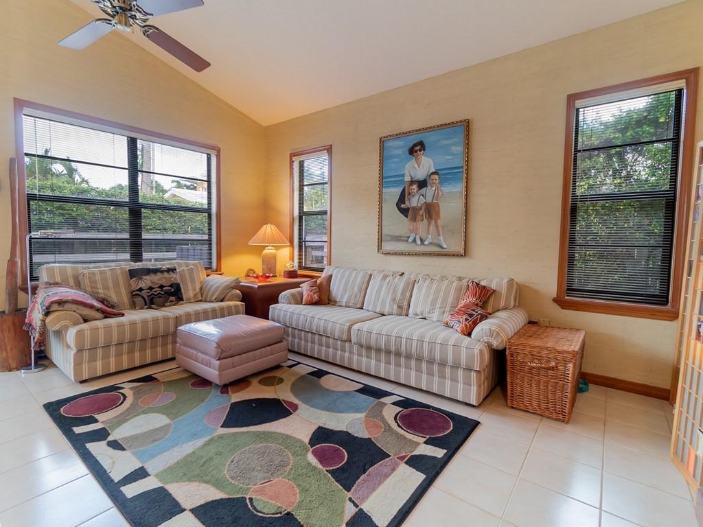 27 Sailfish Lane Ocean Ridge, FL 33435 - Photo 23 of 40 023_Living Room