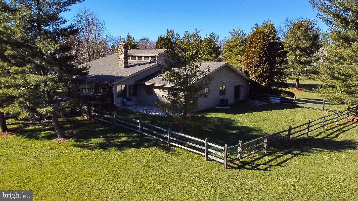 718 Fox Hollow Road Lower Gwynedd, PA 19002 - Photo 4 of 44