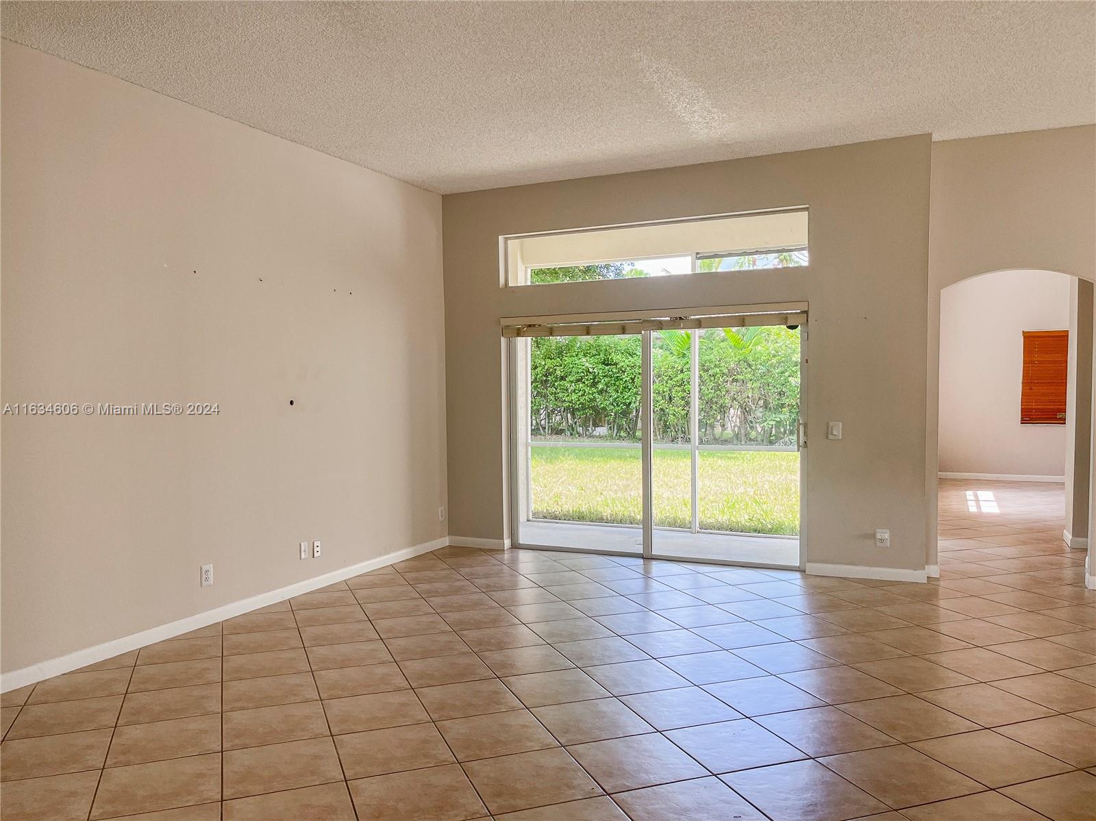 1535 Elm Grove Road Weston, FL 33327 - Photo 16 of 42
