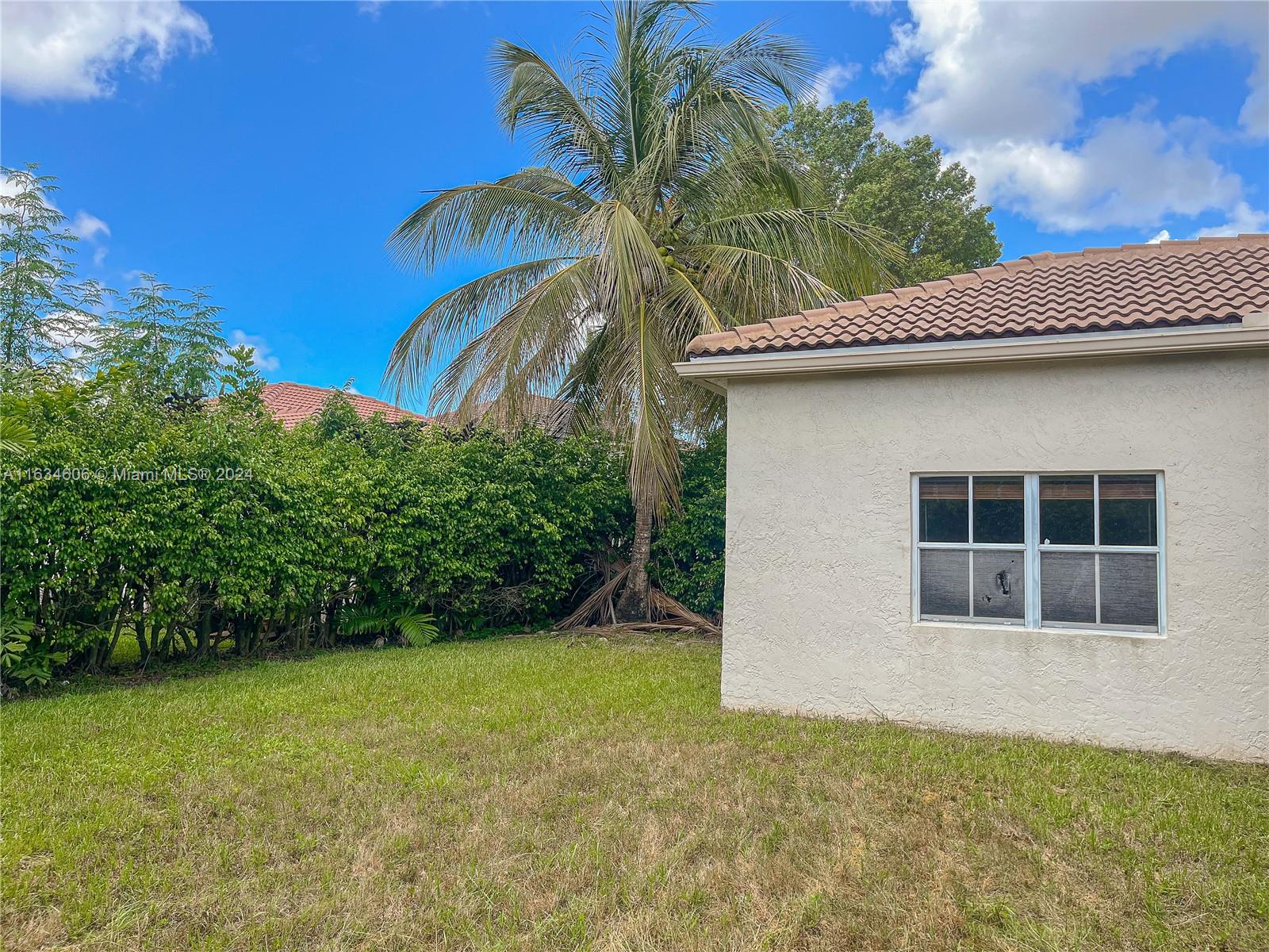 1535 Elm Grove Road Weston, FL 33327 - Photo 20 of 42