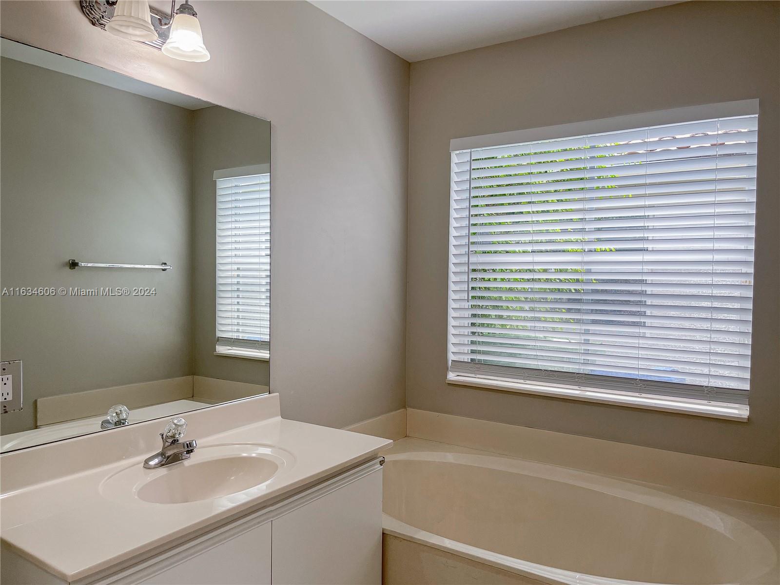 1535 Elm Grove Road Weston, FL 33327 - Photo 28 of 42