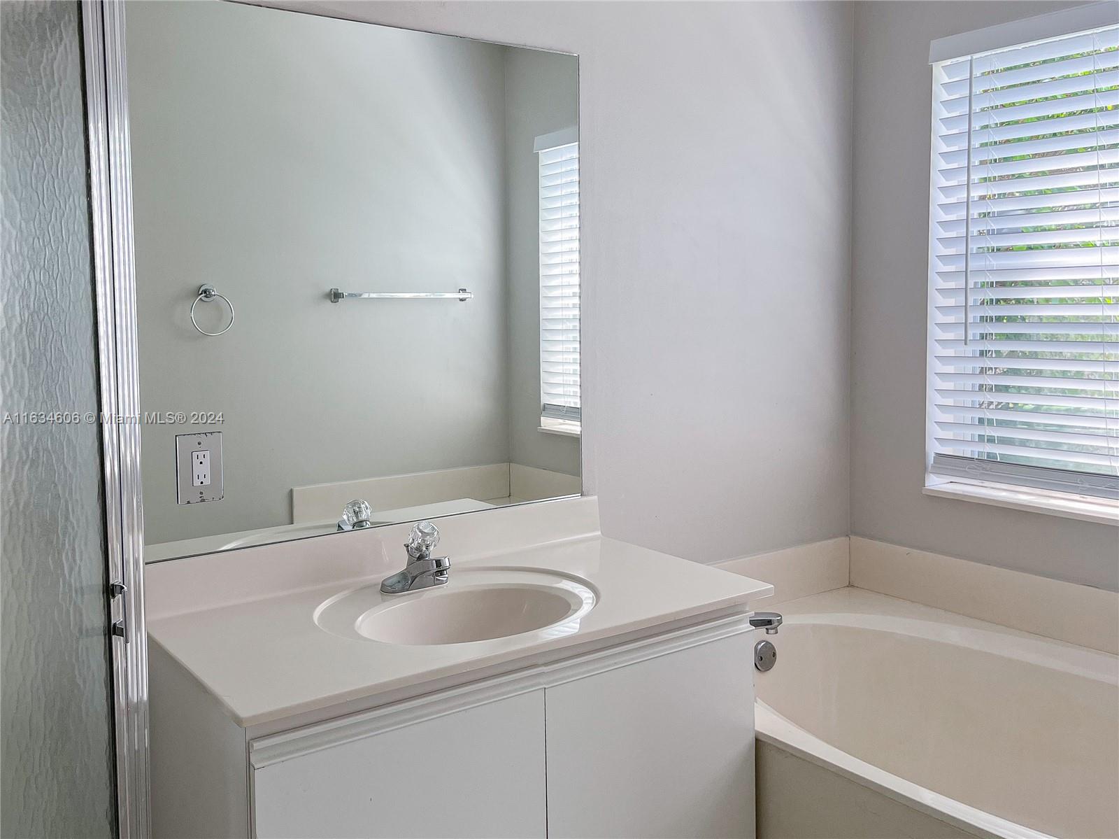 1535 Elm Grove Road Weston, FL 33327 - Photo 29 of 42