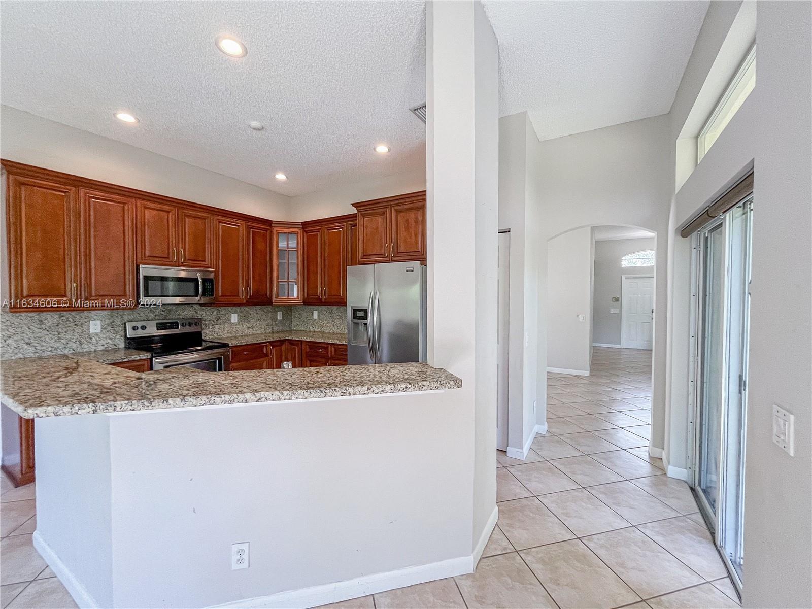 1535 Elm Grove Road Weston, FL 33327 - Photo 9 of 42
