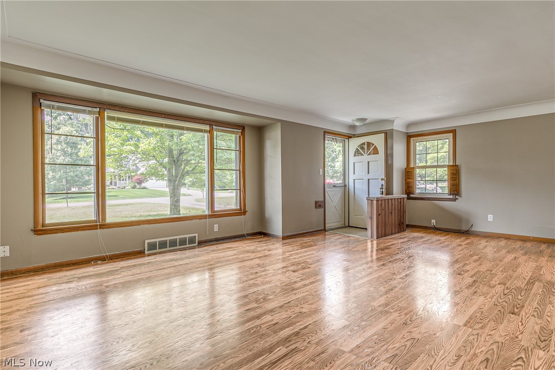 6779 Bonnieview Road Cleveland, OH 44143 - Photo 2 of 30 Gallery Image 2