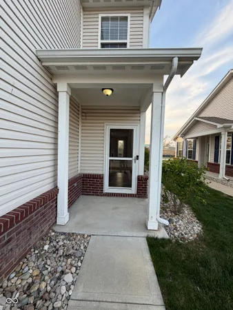 $2,095 | 9660 Angelica Drive, Noblesville, IN 46060