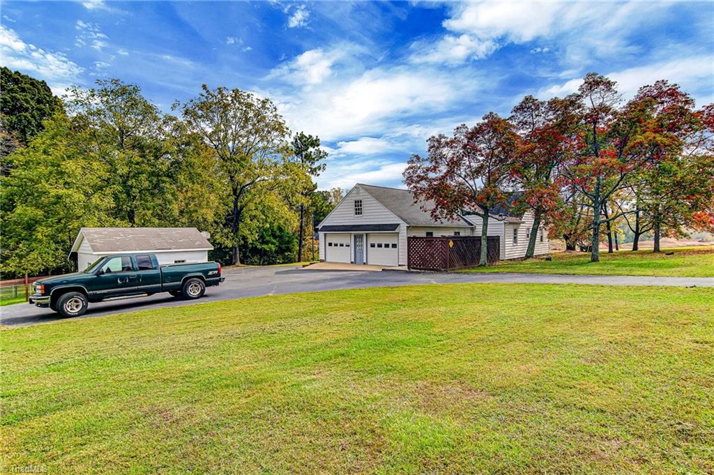 5881 Robinhood Road Pfafftown, NC 27040 - Photo 22 of 30 Gallery Image 22
