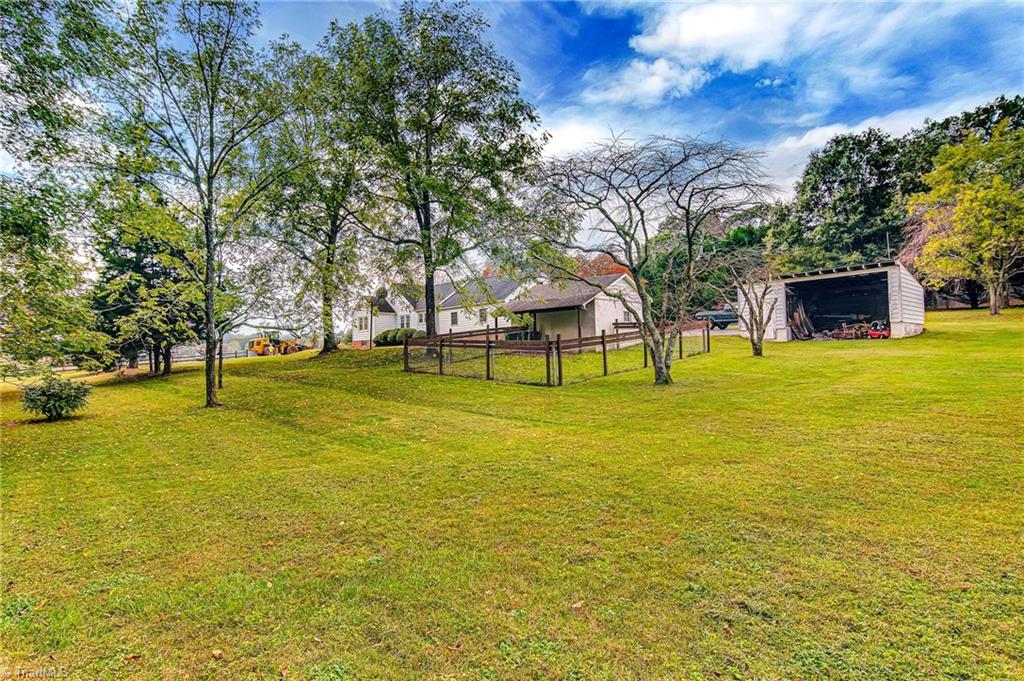 5881 Robinhood Road Pfafftown, NC 27040 - Photo 23 of 30 Gallery Image 23