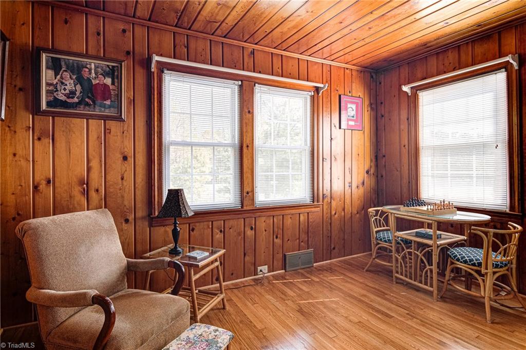 5881 Robinhood Road Pfafftown, NC 27040 - Photo 5 of 30 Gallery Image 5