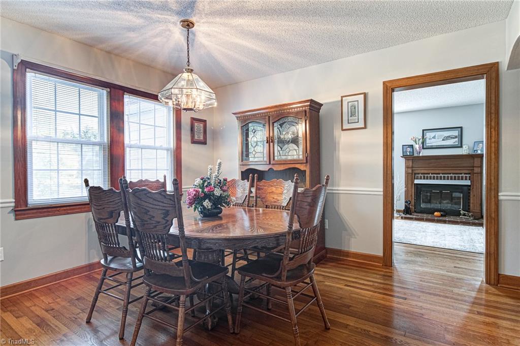 5881 Robinhood Road Pfafftown, NC 27040 - Photo 6 of 30 Gallery Image 6