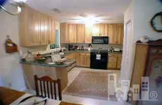 111 Springhill Road Wilmington, NC 28411 - Photo 2 of 9 Additional Photo