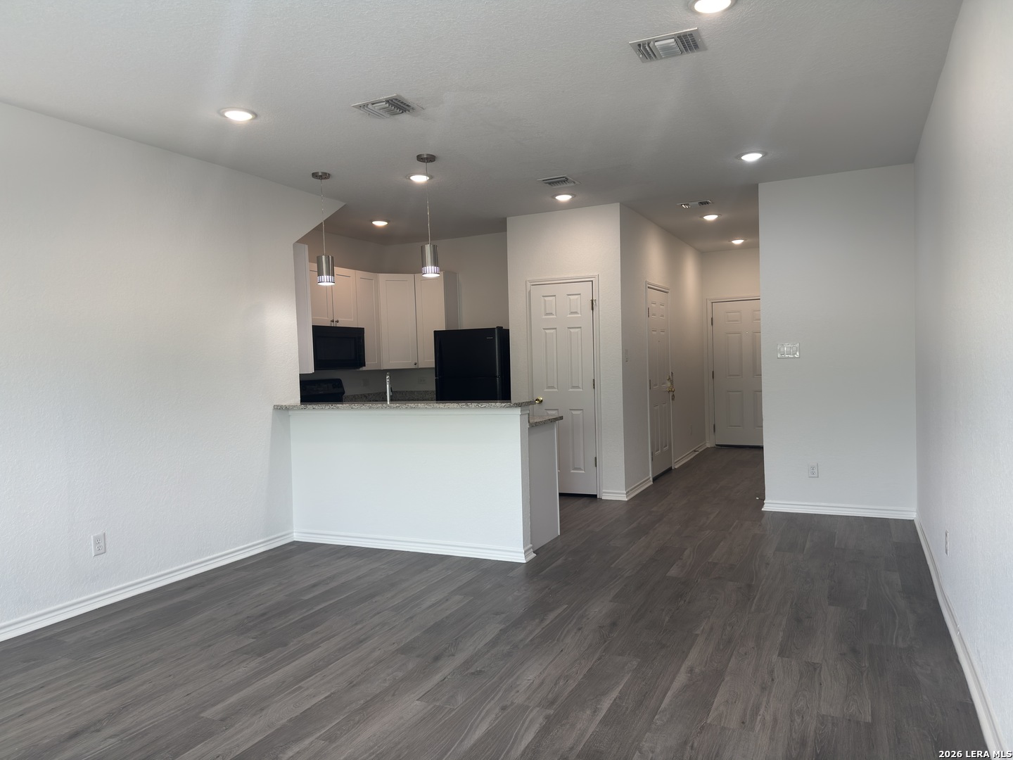 6942 Crestway Road, Unit 2 San Antonio, TX 78239 - Photo 7 of 26