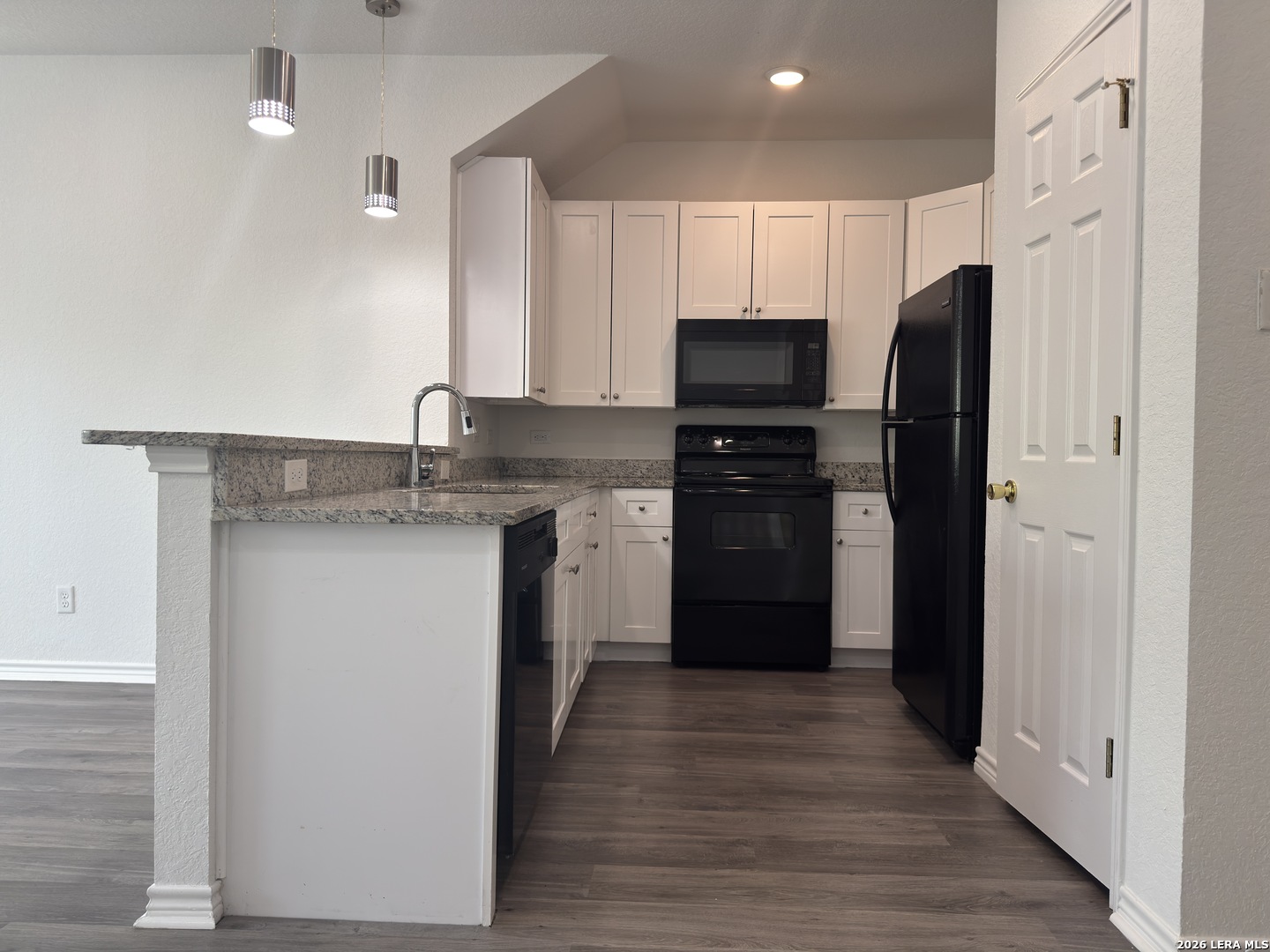 6942 Crestway Road, Unit 2 San Antonio, TX 78239 - Photo 9 of 26