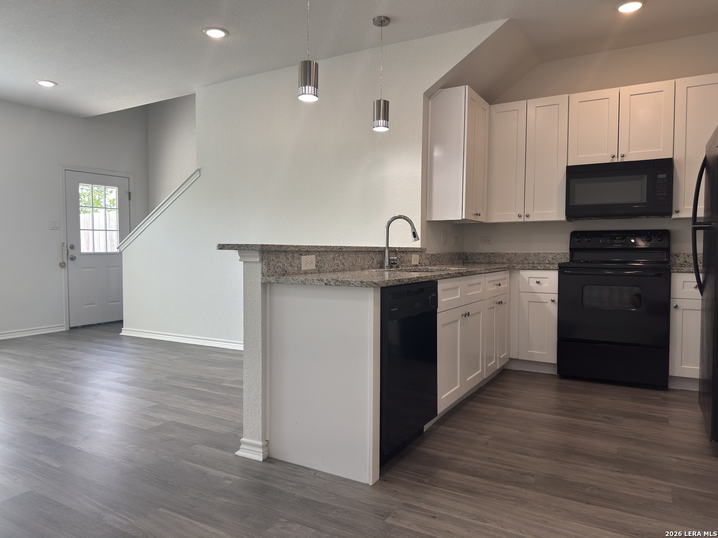 6942 Crestway Road, Unit 2 San Antonio, TX 78239 - Photo 10 of 26