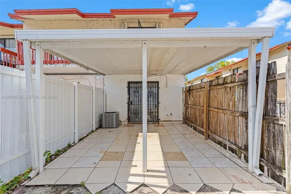 $249,000 | 2331 West 66th Place, Unit 201, Hialeah, FL 33016