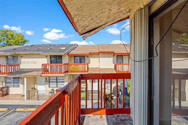 $249,000 | 2331 West 66th Place, Unit 201, Hialeah, FL 33016