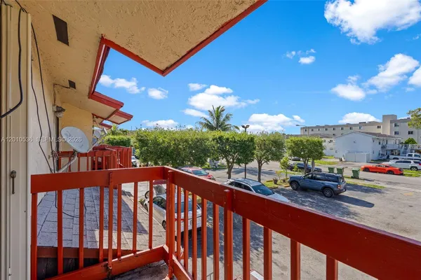 $249,000 | 2331 West 66th Place, Unit 201, Hialeah, FL 33016