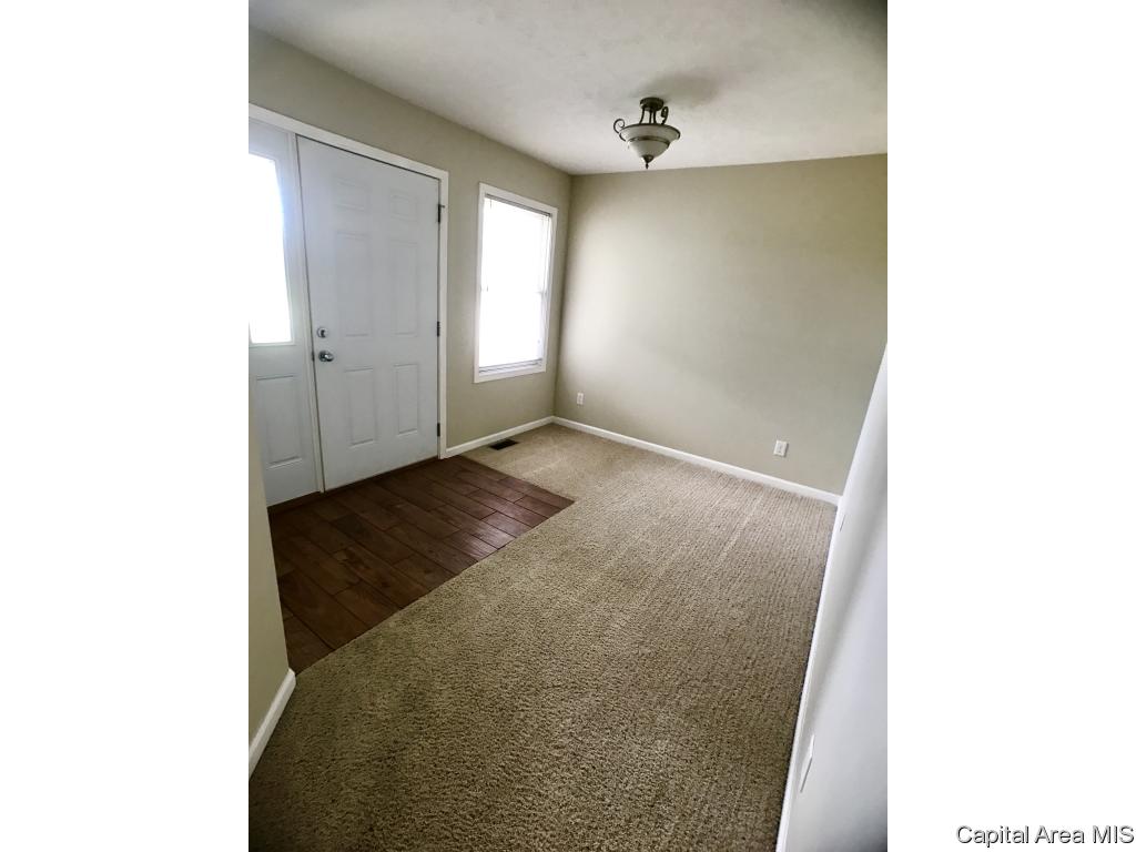4803 Savoy Drive Springfield, IL 62711 - Photo 5 of 20 Gallery Image 5