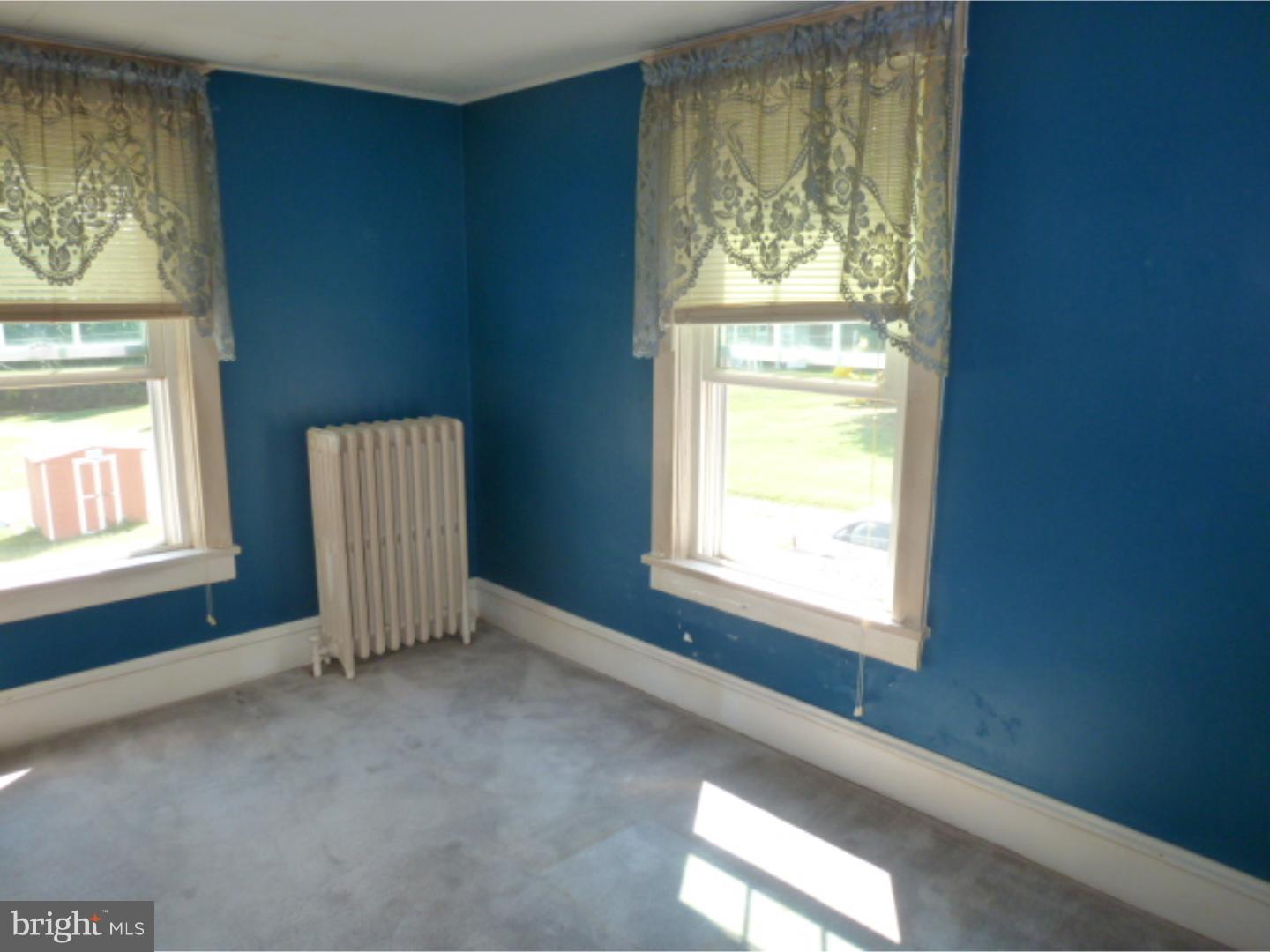 1526 Gregg Street Reading, PA 19607 - Photo 14 of 21 Bedroom 3